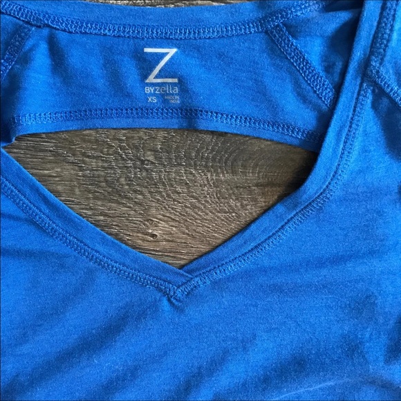 Open back Zella athletic top - Picture 3 of 4